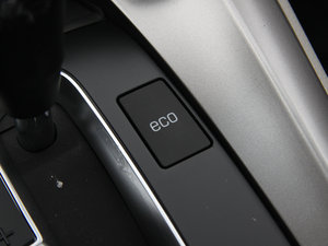 2011款2.4L 5座自动舒适版 中控区