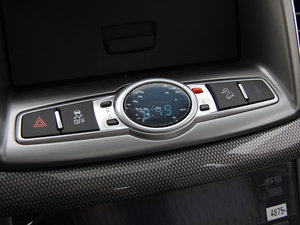 2011款2.4L 5座自动舒适版 中控区