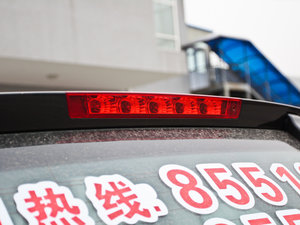 2011款2.4L 7座自动豪华版 细节外观