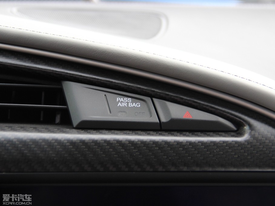 2014��Ơ��S�� C7 Stingray