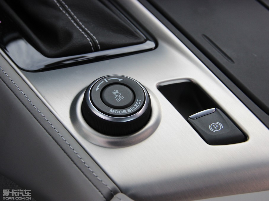 2014��Ơ��S�� C7 Stingray