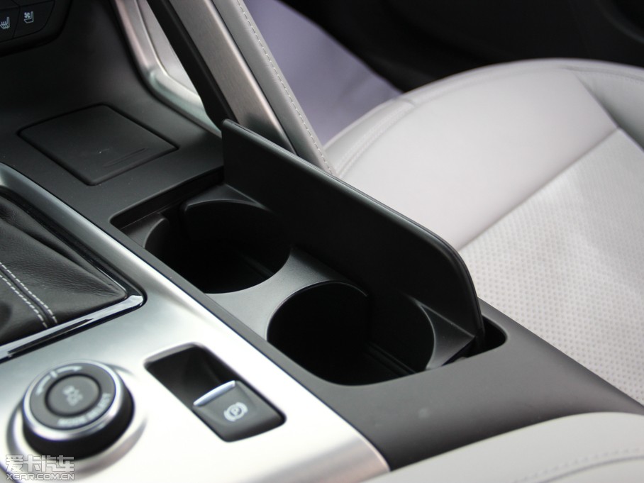 2014��Ơ��S�� C7 Stingray