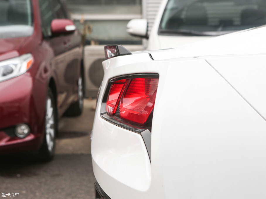 2014��Ơ��S�� C7 Stingray