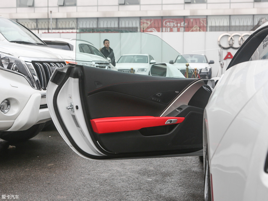 2014��Ơ��S�� C7 Stingray