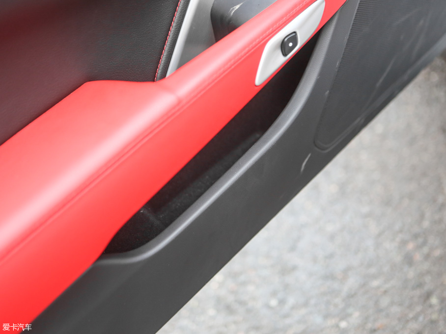 2014��Ơ��S�� C7 Stingray