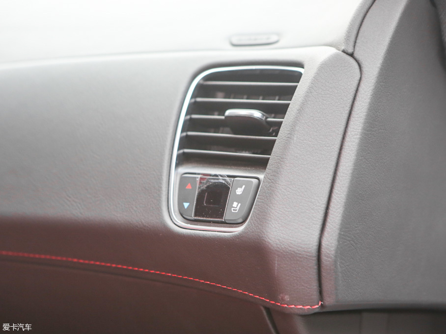 2014��Ơ��S�� C7 Stingray