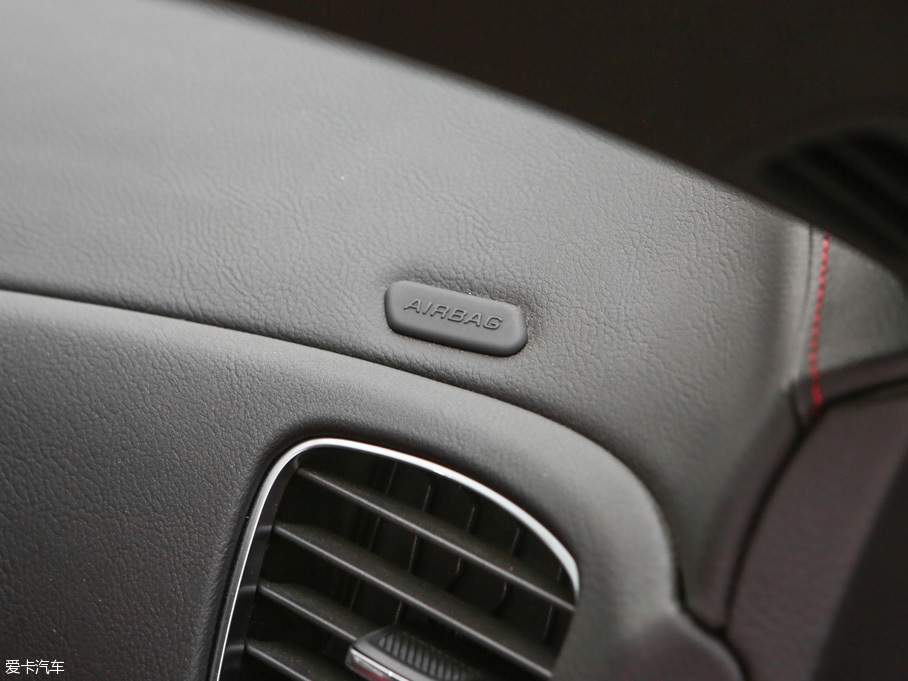 2014��Ơ��S�� C7 Stingray