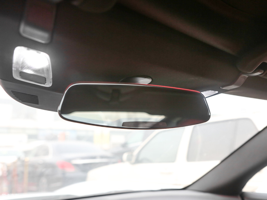 2014��Ơ��S�� C7 Stingray