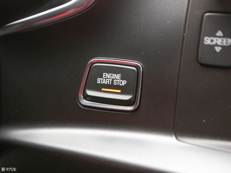 2014��Ơ��S�� C7 Stingray