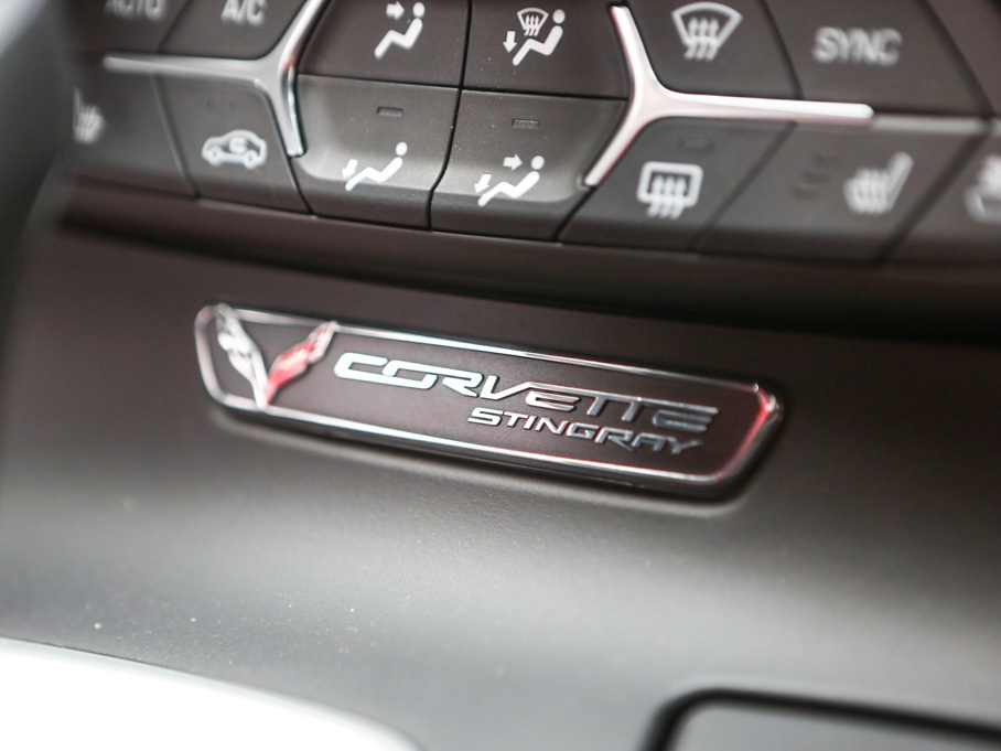 2014��Ơ��S�� C7 Stingray