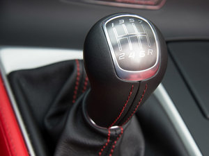 2014款C7 Stingray Convertible 中控区