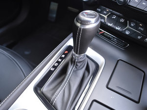 2014��Corvette Stingray �п؅^(q��)