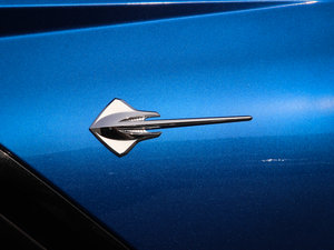 2014��C7 Stingray �������^