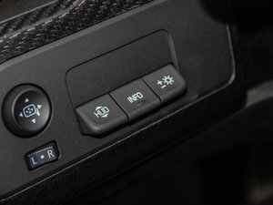 2014��C7 Stingray �п؅^