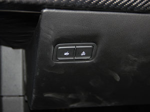 2014��C7 Stingray �п؅^