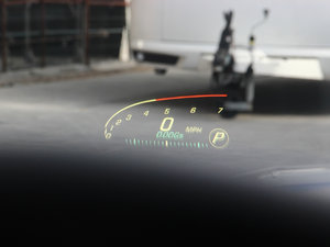 2014��C7 Stingray �п؅^