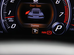 2014��C7 Stingray �п؅^