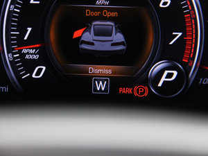 2014��C7 Stingray �п؅^(q��)