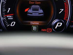 2014��C7 Stingray �п؅^(q��)