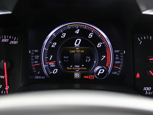 2014��C7 Stingray �п؅^(q��)