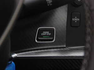 2014��C7 Stingray �п؅^(q��)