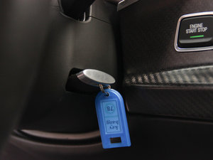 2014��C7 Stingray �п؅^(q��)