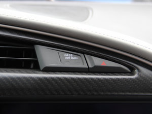 2014��C7 Stingray �п؅^