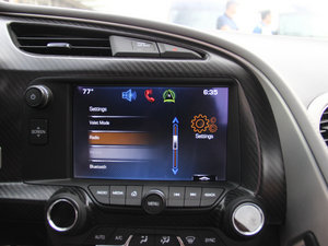 2014��C7 Stingray �п��_�@ʾ��