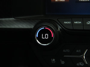 2014��C7 Stingray �п؅^