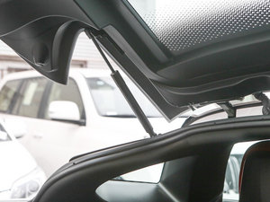 2014��C7 Stingray ���g����