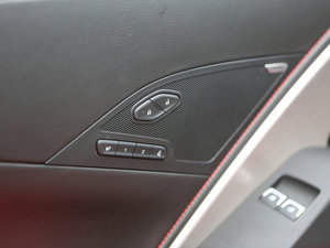 2014��C7 Stingray �п؅^