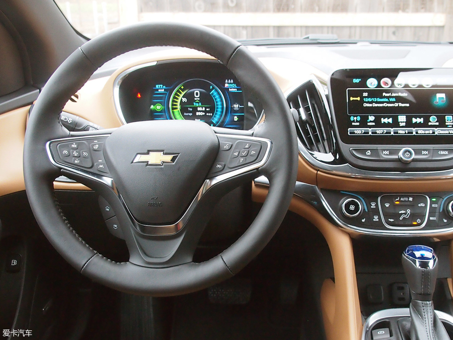 2015��VOLT���{�_ ������