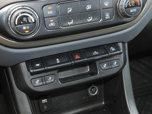 20173.6L Z71 MidNight Ӱ п؅^