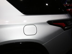 2017��Redline�؄e�� �������^