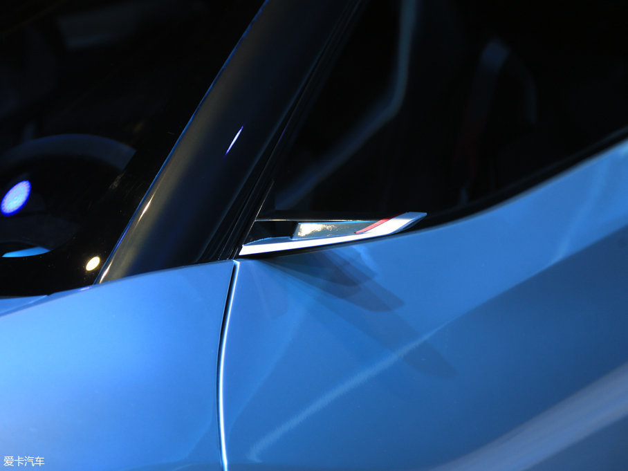 2017��ѩ���mFNR-X ����܇