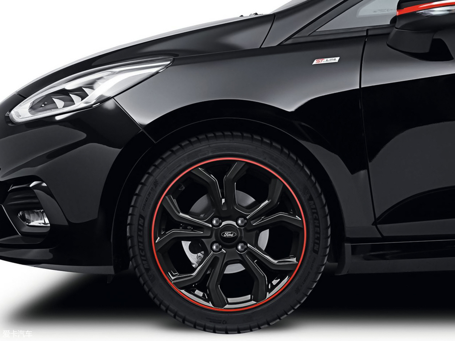 2018������AST ST-Line Black Edition