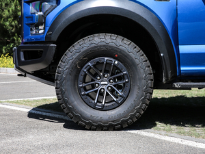 2019款3.5T 猛禽极地蓝光限量版 轮圈