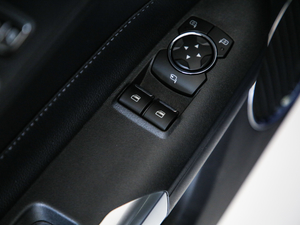 20192.3T EcoBoost {܇ƅ^	