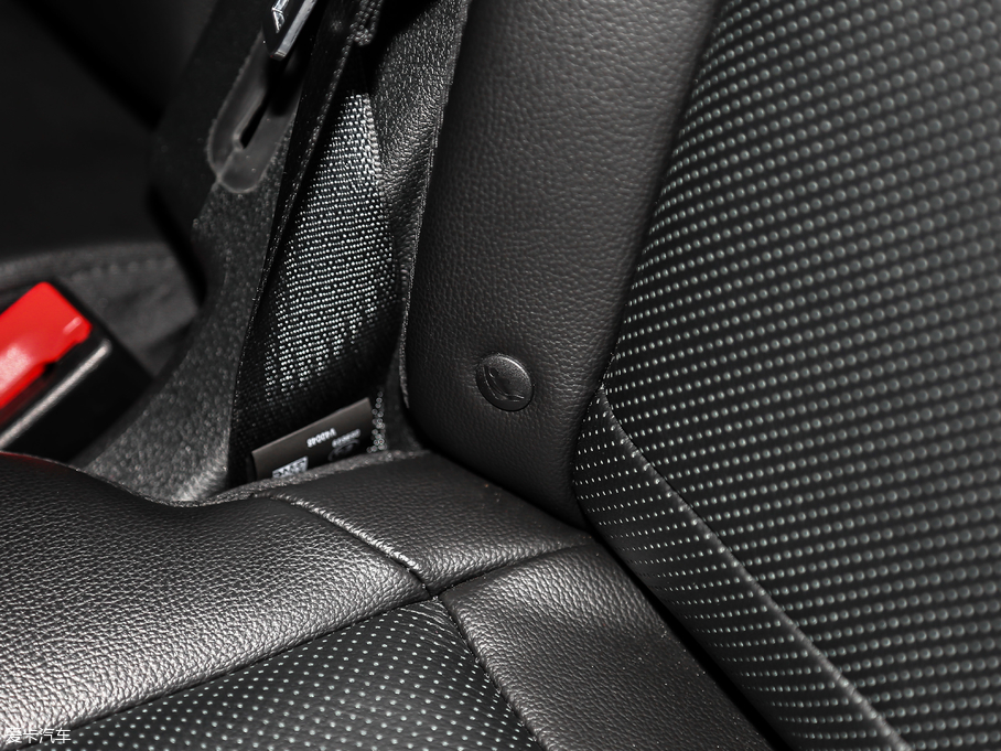 2018̽U(M) 2.3T EcoBoostӢ