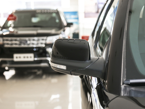 20182.3T EcoBoostLа ^