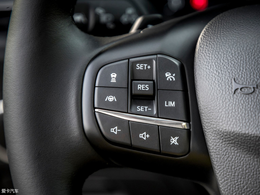 2019˹() Active Wagon