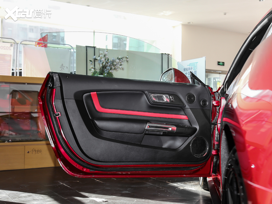 2020Mustang 2.3T EcoBoost Ӱ؄e