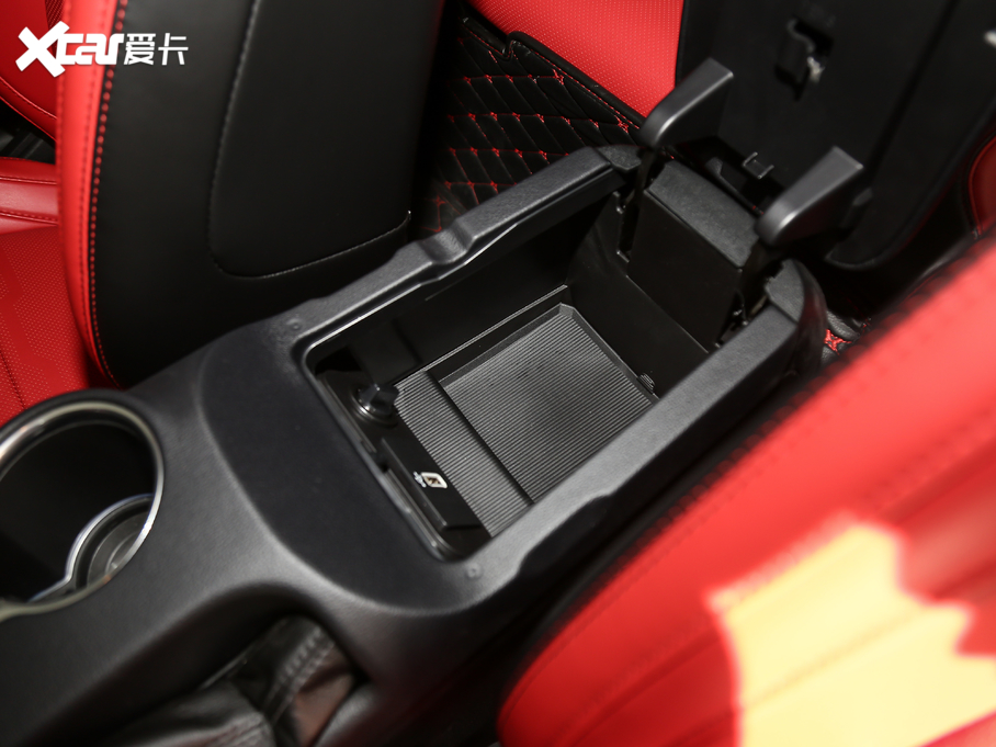 2020Mustang 2.3T EcoBoost Ӱ؄e