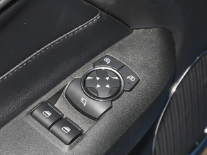 20202.3T EcoBoost {܇ƅ^(q)	