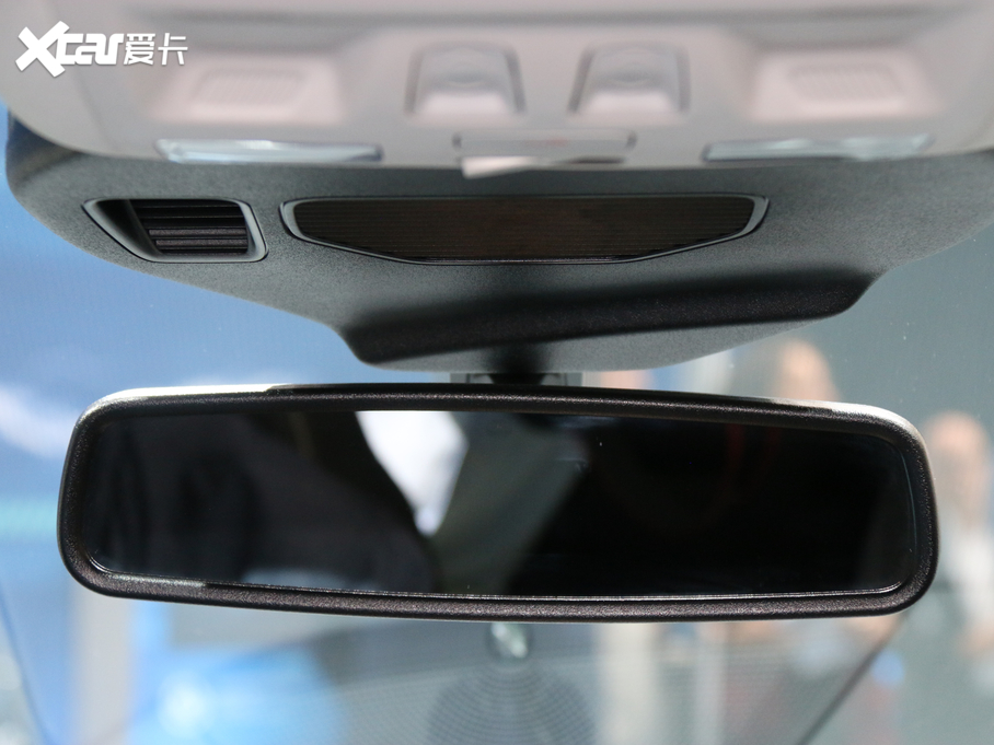 2019������(�M��) PHEV �W�� 