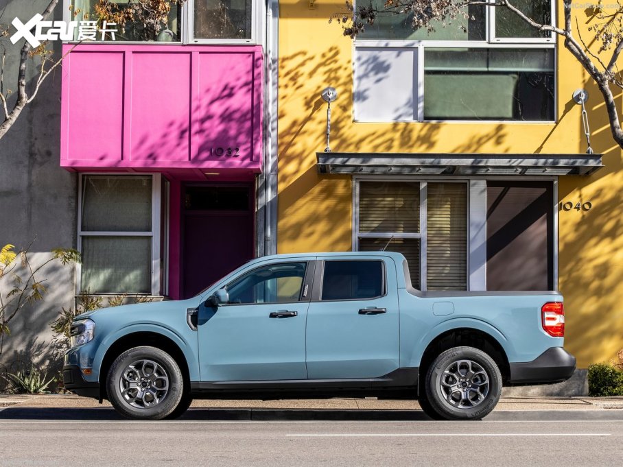 2021Maverick Hybrid XLT