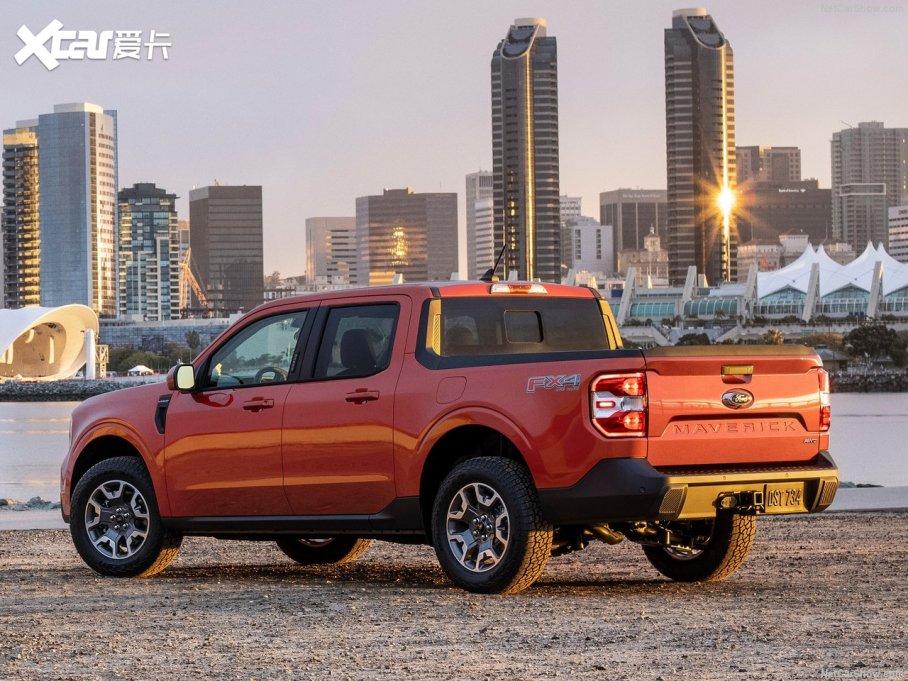 2021Maverick Lariat FX4