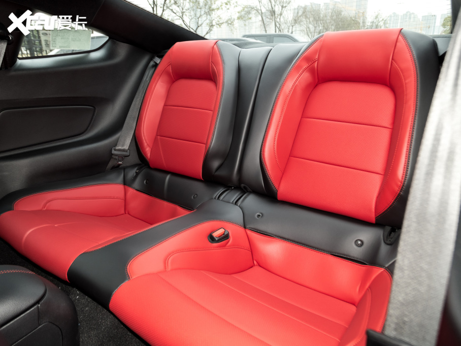 2021Mustang 2.3L EcoBoost Ӱ؄e