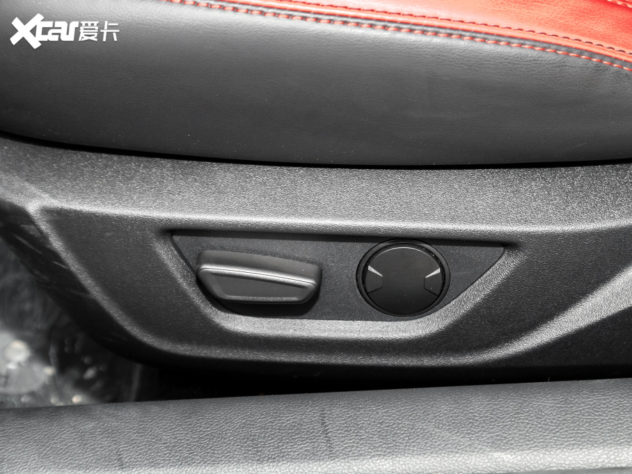 2021Mustang 2.3L EcoBoost Ӱ؄e