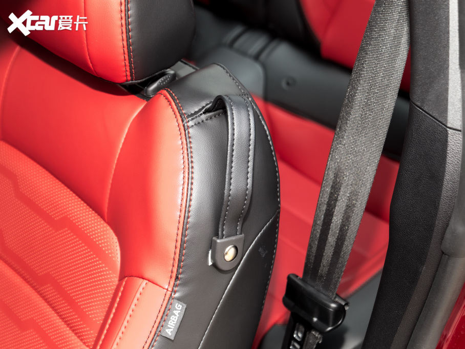 2021Mustang 2.3L EcoBoost Ӱ؄e